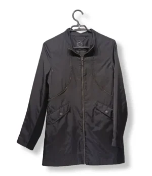 1000004748 (2) Cortaviento negro con cierre metálico – IO – Talla S