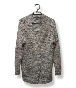 pixelcut-export-1750993057610 Cardigan Oversize de Punto – Primark – Talla XS