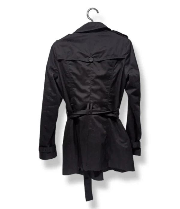 pixelcut-export-1751083539693 Trench Coat Negro Mujer – Stradivarius S/M