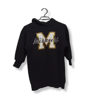 Polerón negro con capucha Missouri – Clásico universitario con onda vintage