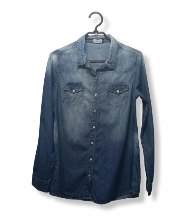 pixelcut-export-1751318094106 Camisa Denim Azul Lavado – Esprit, Talla 38