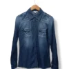 1000014546 (28) Camisa denim azul con bordado geométrico Tally Weijl (Talla 38)
