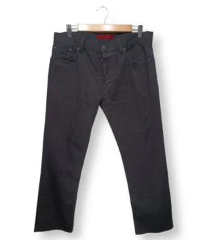 58-1000012431 (7) Jeans Hugo Boss Slim Fit – Negro – Talla 34 (estimada) – Usado