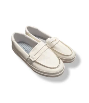 pixelcut-export-1752727707188 Zapatos Mocasines blancos Zara Kids – Talla 32 (Nuevos con etiqueta)
