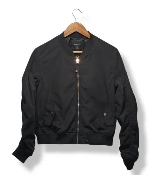 pixelcut-export-1753767316809 Bomber negra lisa FB Sister -talla S