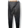 1000018665 (17) Pantalón efecto cuero Zara, talla M