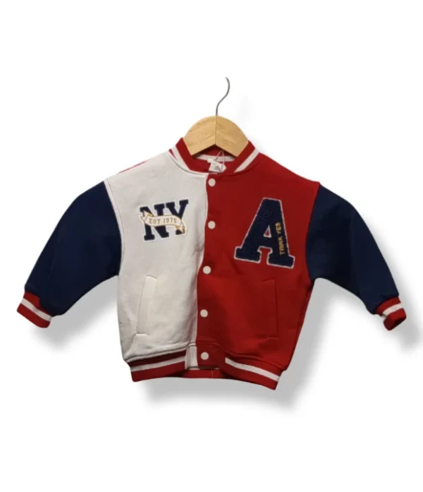 pixelcut-export-1754062200276 Chaqueta varsity Zara bebé “NY A Thunder Club” – Talla 12-18 meses, nueva con etiqueta