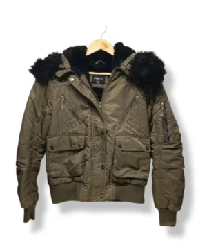 pixelcut-export-1754285111106 Parka bomber verde oliva con interior chiporro FB Sister – Talla XS/S