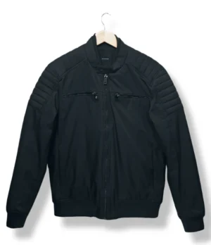 Chaqueta negra tipo biker acolchada Reserved – Talla M