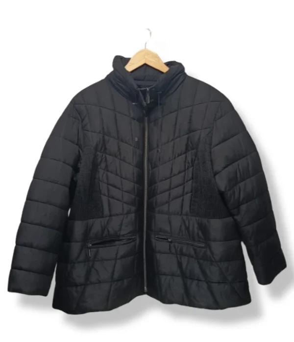 pixelcut-export-1754285801434 Parka acolchada negra con detalles en tejido - Collection Talla L/XL