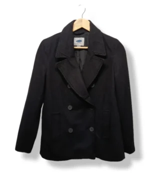 pixelcut-export-1756360722817 Abrigo corto negro cruzado Old Navy - Talla S