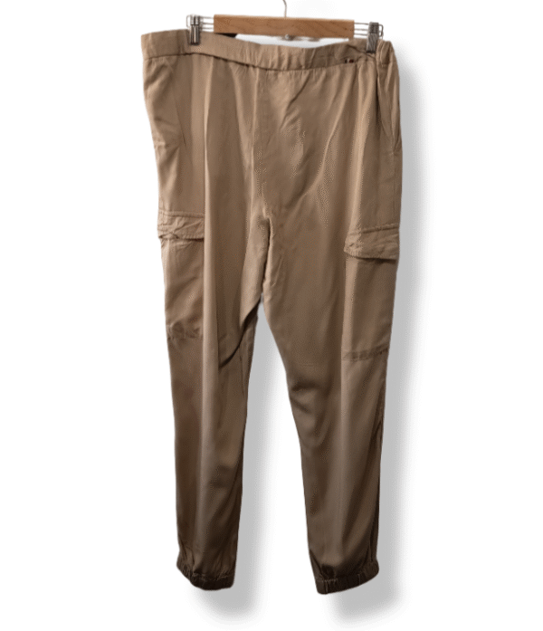 Pantalón Cargo Tommy Hilfiger Beige — Talla M