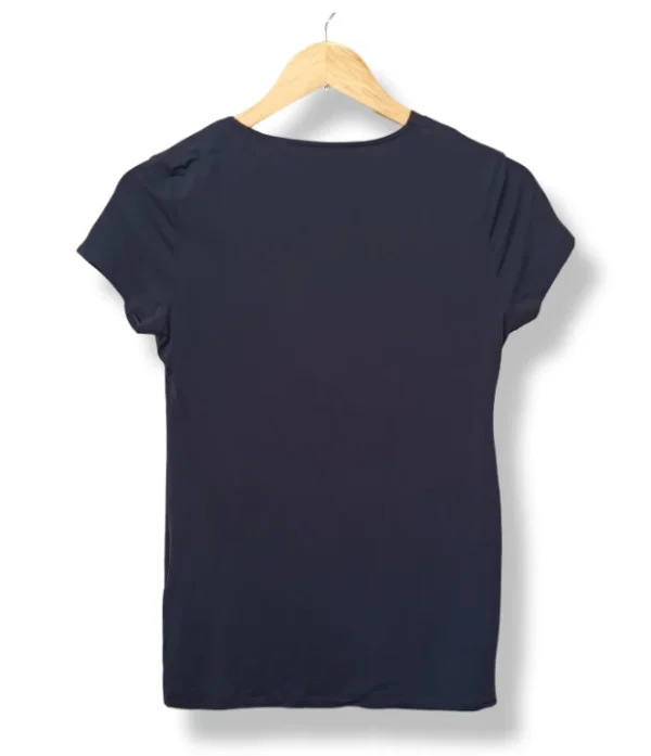 pixelcut-export-1757566858439 Polera negra escote cruzado Esprit S
