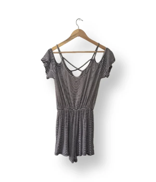 IMG_20251021_153415 Enterito Short H&M rayado – Talla S