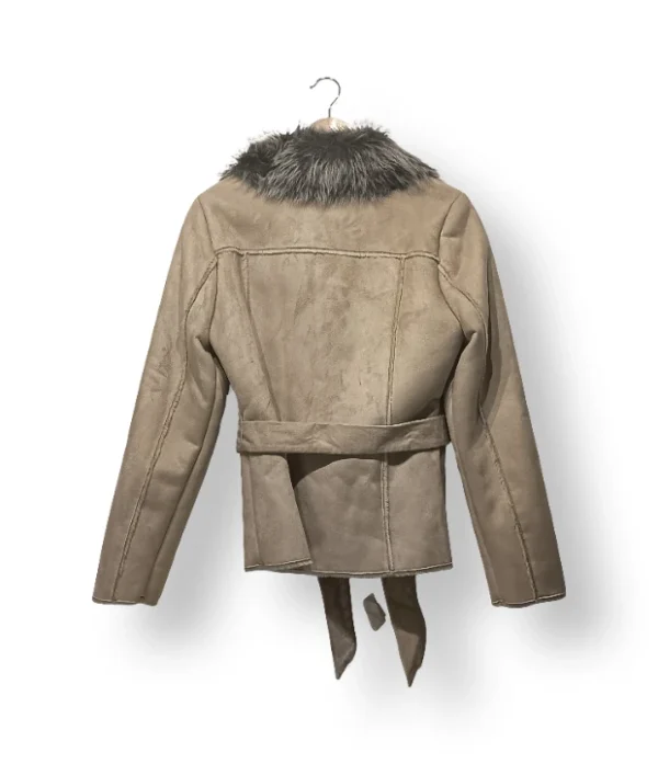 IMG_20251106_190954 Gamulán corto Banana Republic – Talla S