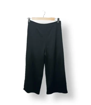IMG_20251123_195102 Pantalón palazzo negro liso – Talla referencial S/M