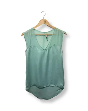 Blusa Satinada Verde Agua Bershka Collection – Talla S