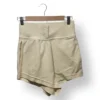 1000047029 Short deportivo NIKE color crema de tiro alto, talla XS