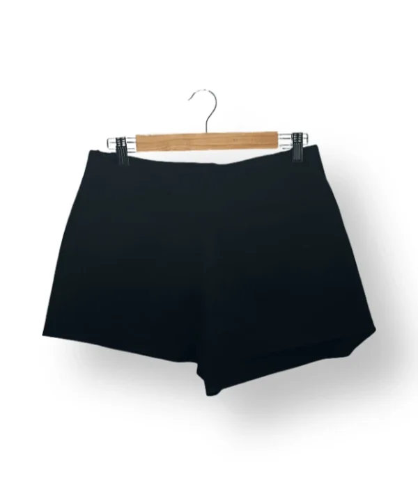 Falda short negra Zara de corte recto, talla M