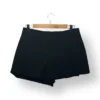 Falda short negra Zara de corte recto, talla M